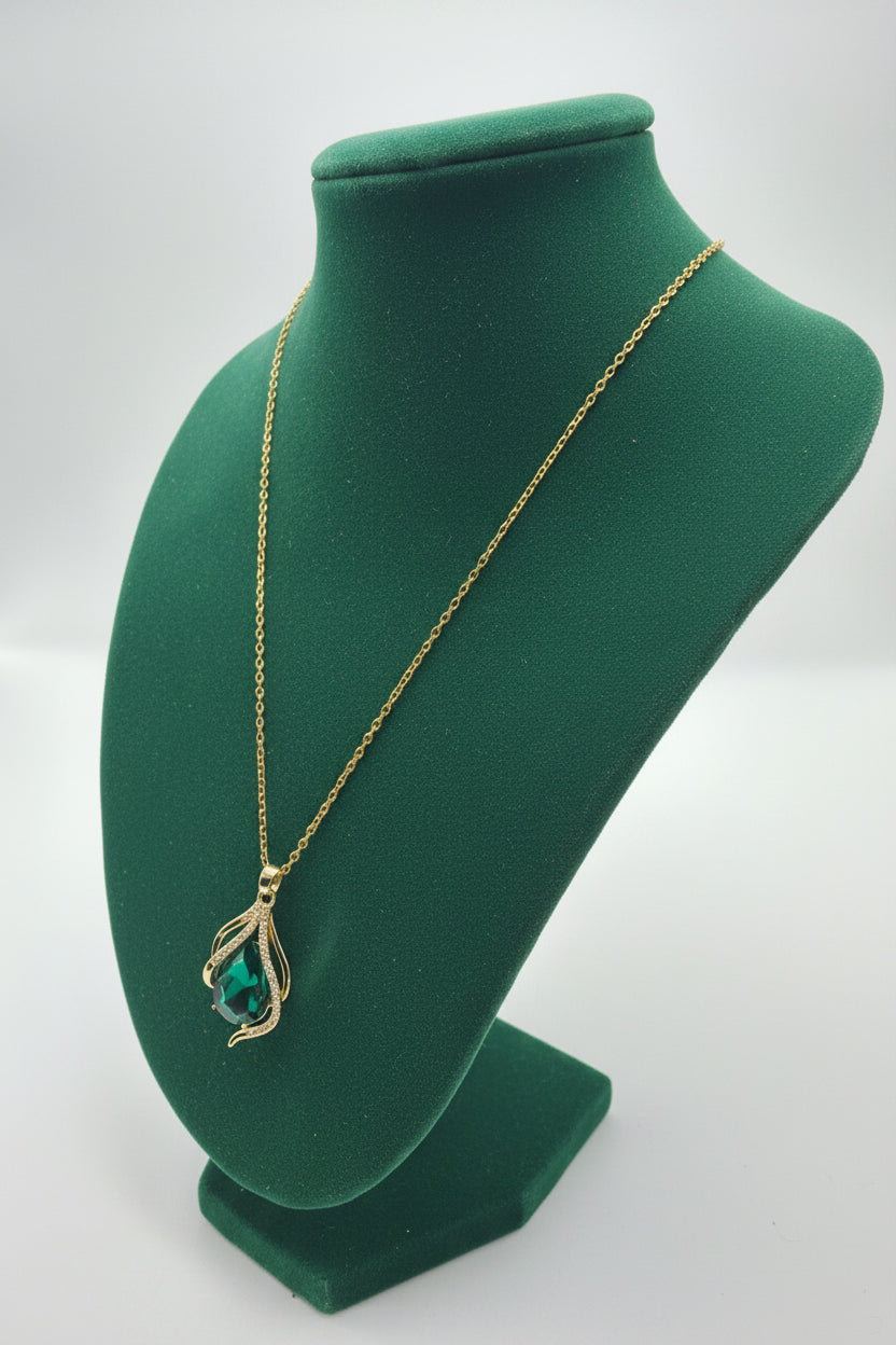 Women's Teardrop Emerald Pendant Gold Necklace