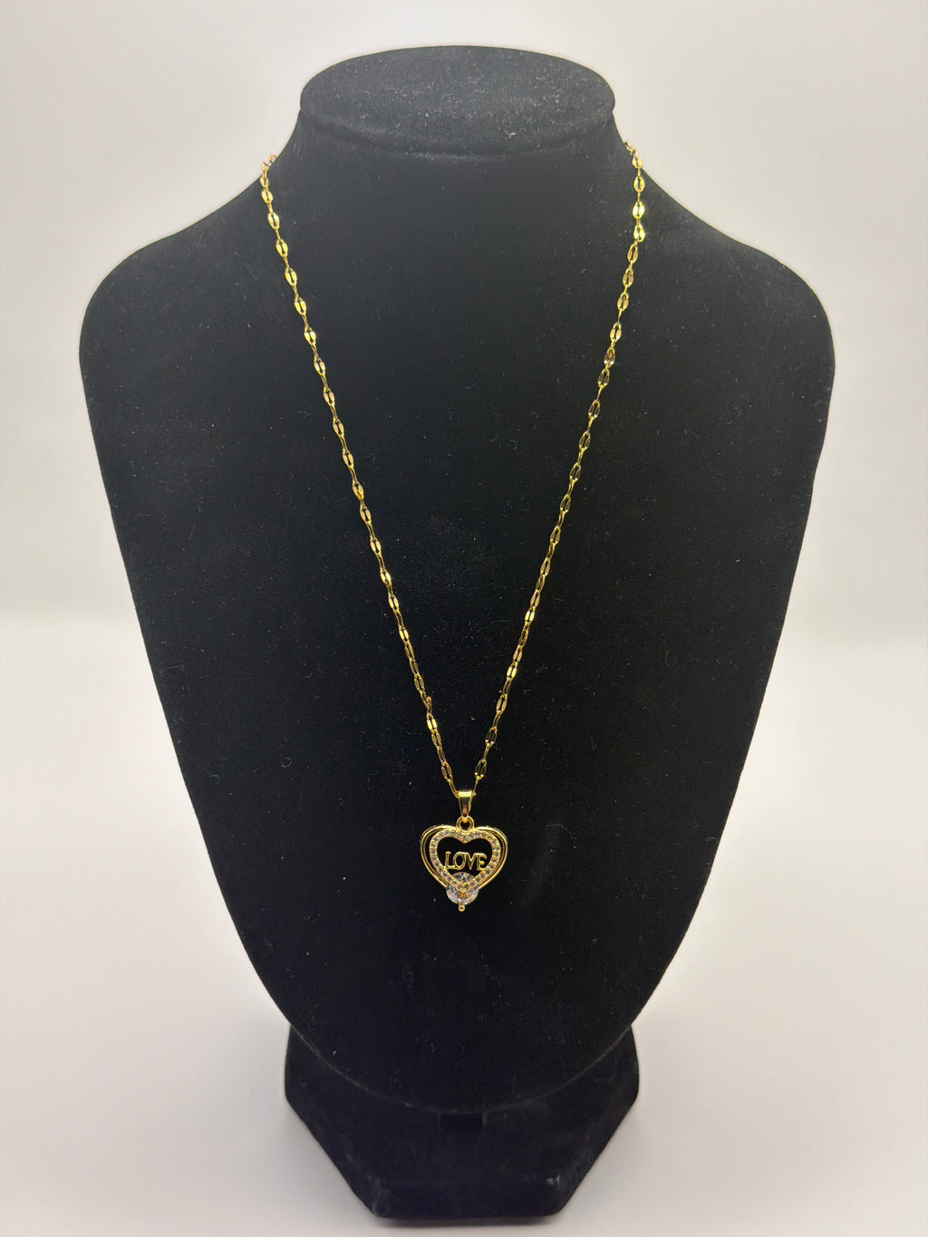 Women's Light Luxury Love Heart Gem Necklace
