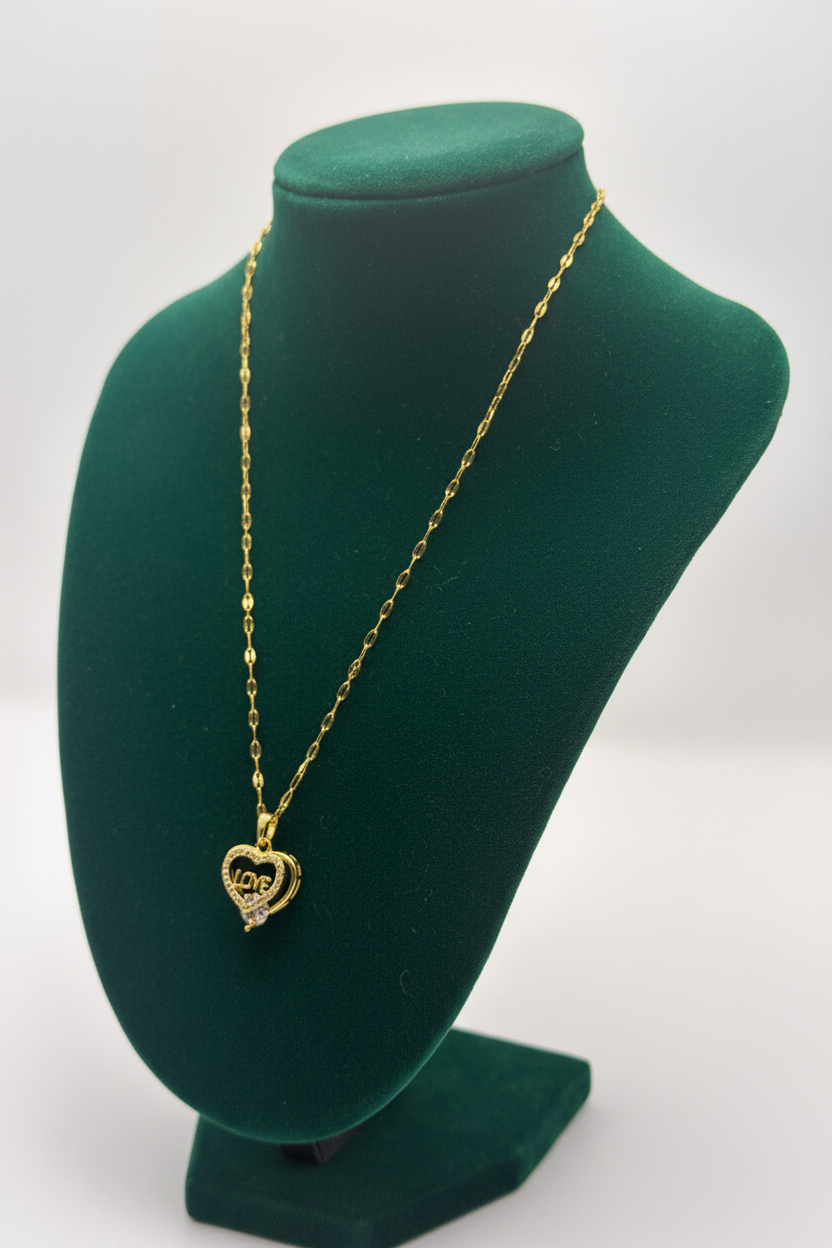 Women's Light Luxury Love Heart Gem Necklace