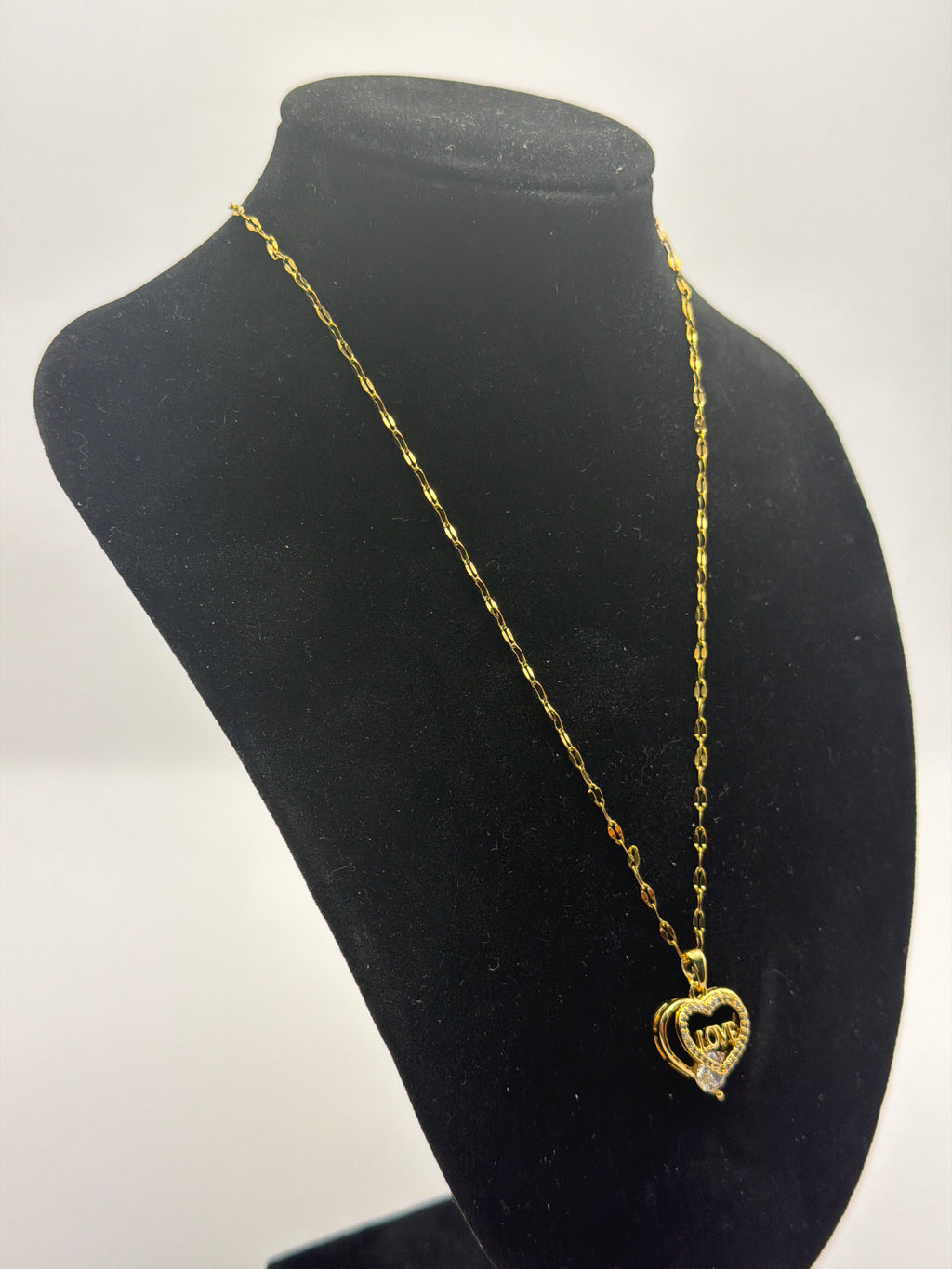 Women's Light Luxury Love Heart Gem Necklace