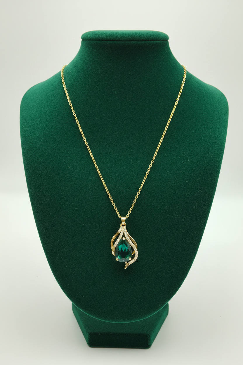 Women's Teardrop Emerald Pendant Gold Necklace
